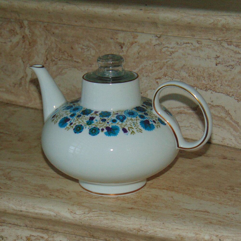 Tea Pot with Lid Teapot VERBANO Porcellana Argentina Genie Blue Floral Vintage